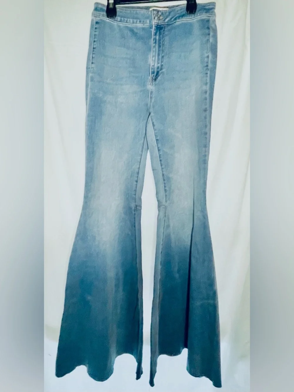 Free People- Just Float On Flare Jeans In Light Wash - Picture 7 of 8